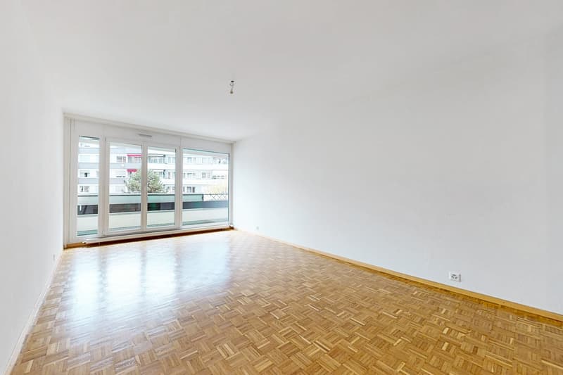 Bel appartement idéalement situé à proximité du centre-ville (3)