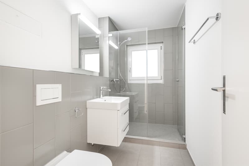 Moderne Wohnung mit Südbalkon (5)