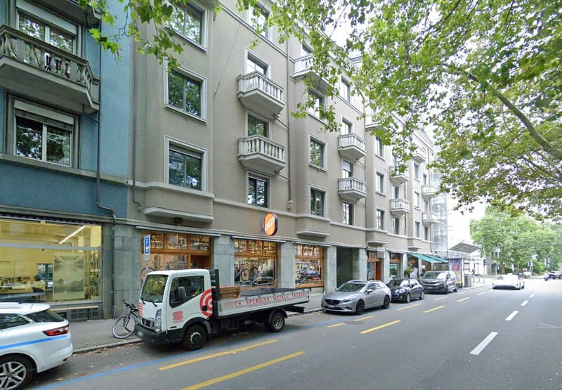 Renovated old building apartment in the popular Enge quarter! (1)