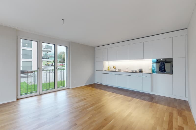 Ground floor apartment, ideal for singles. (3)