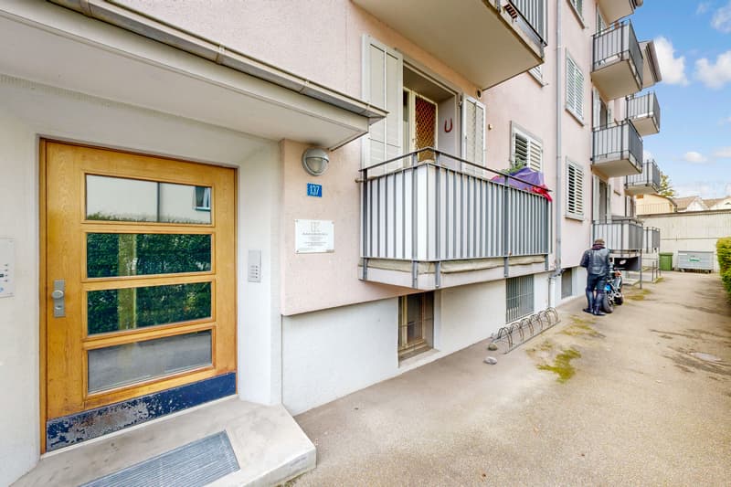 Abstellraum an bester Lage in Küsnacht ZH (1)