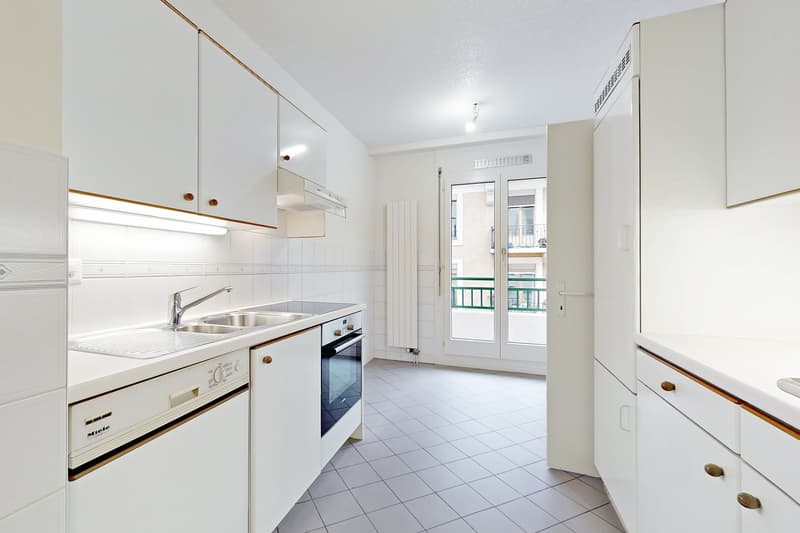 Bel appartement avec une vue dégagée (4)