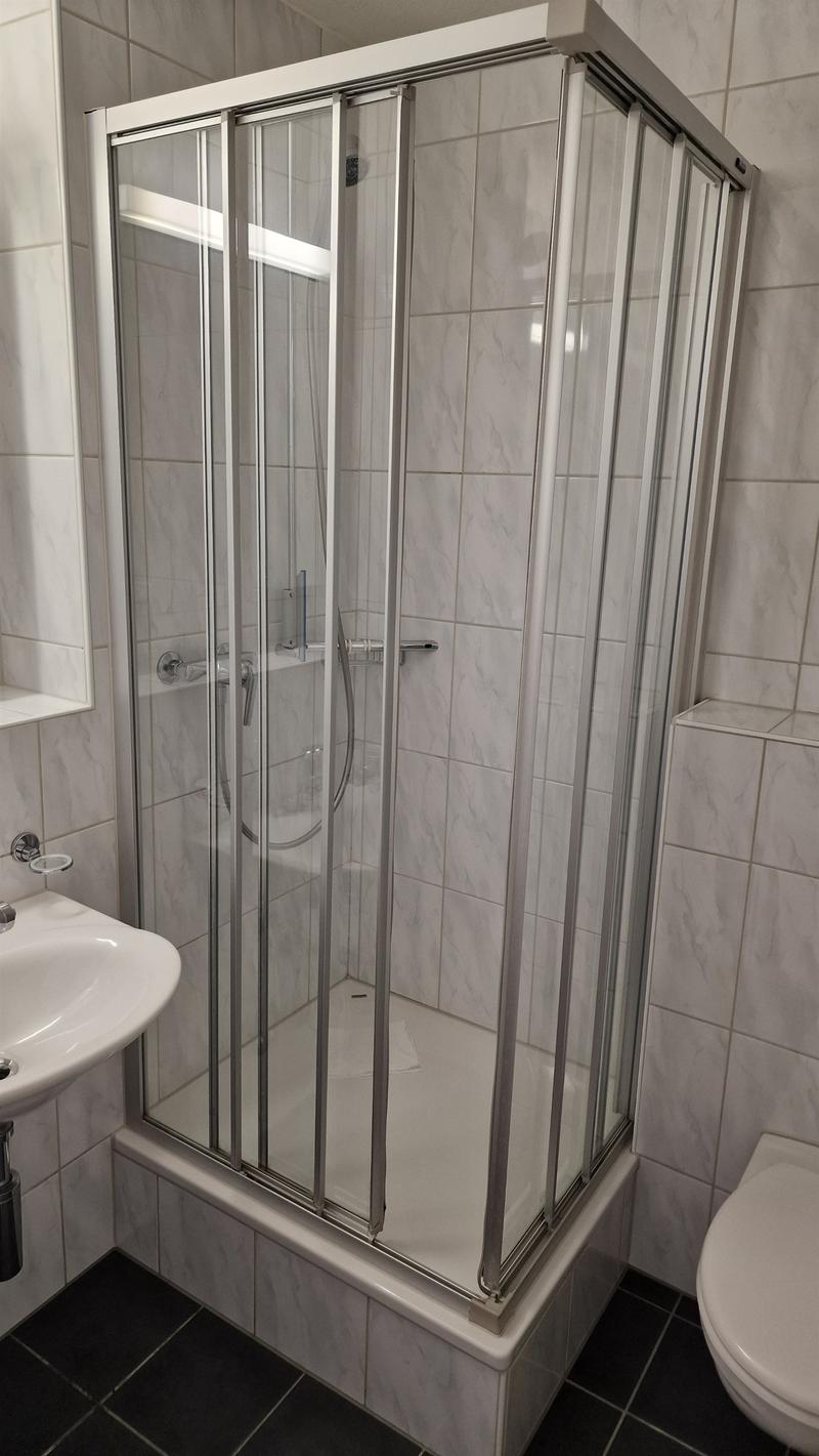 Einzelzimmer in Stansstad sucht Mieter! (5)