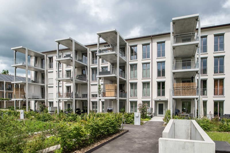 Tolle Familienwohnung an ruhiger Lage! (1)