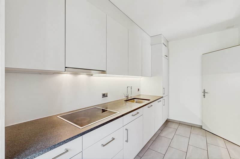 A due passi dalla città, circondato dal verde: la tua nuova casa ti aspetta (3)