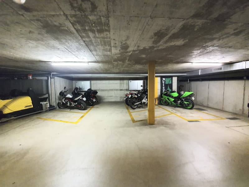 Motorradeinstellplätze zu vermieten (2)