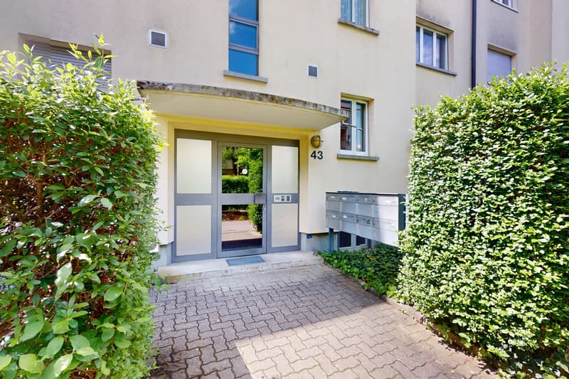 Schöne 3-Zimmerwohnung im stadtnahen Weissenbühlquartier! (2)