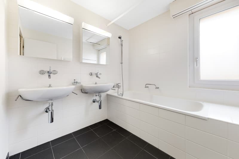 Tolle Wohnung mit Weitsicht auf Berikon (9)