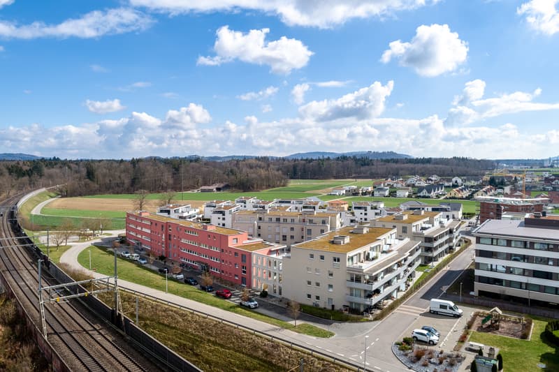 72 m² Wohnkomfort und 24.5 m² Balkon zum Geniessen! (2)