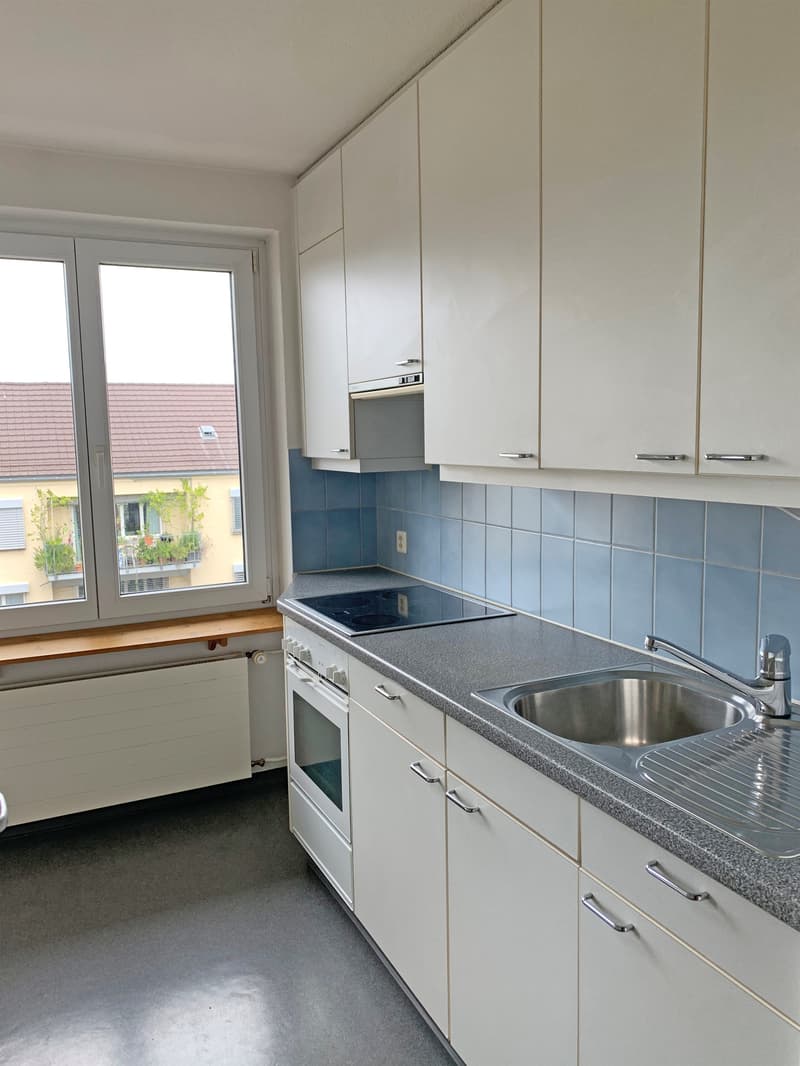 Gemütliche Wohnung im Herzen von Zürich-Oerlikon (4)