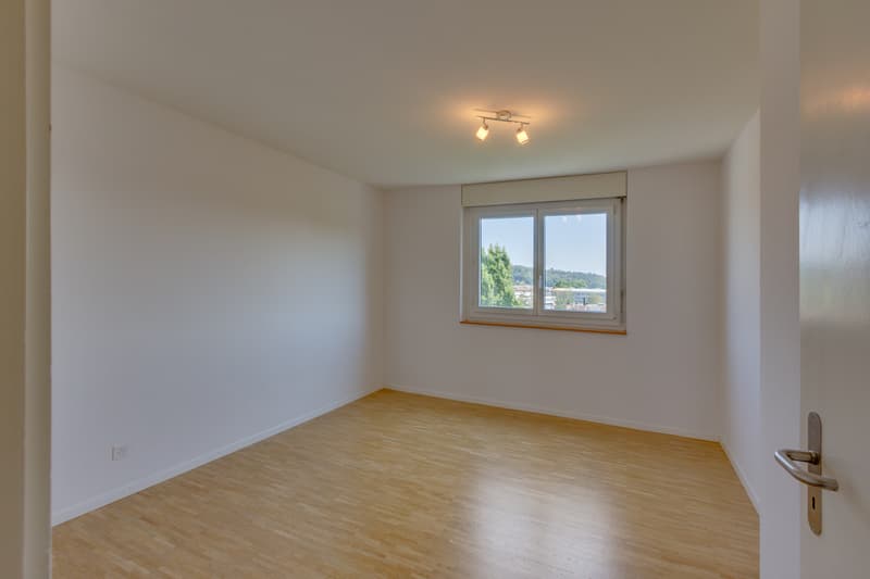 Gemütliche 2.5-Zimmerwohnung im Wohnpark Jurintra! (3)