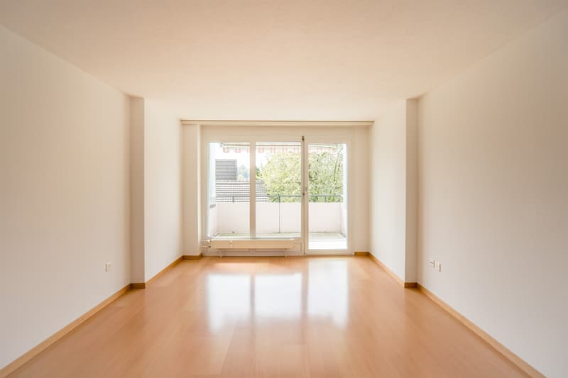 Charmante Wohnung mit Balkon (4)
