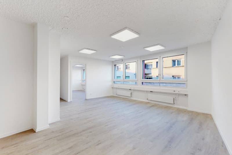 Bureaux fonctionnels et lumineux à proximité immédiate de la gare (9)