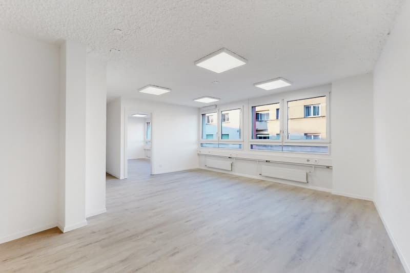 Bureaux fonctionnels et lumineux à proximité immédiate de la gare (9)