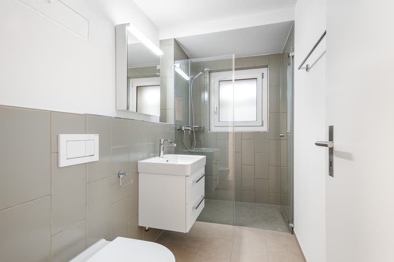 Moderne Wohnung mit Südbalkon (8)