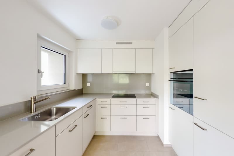Moderne Wohnung mit Südbalkon (7)