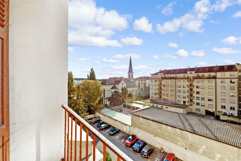 Logement traversant entièrement rénové (5)