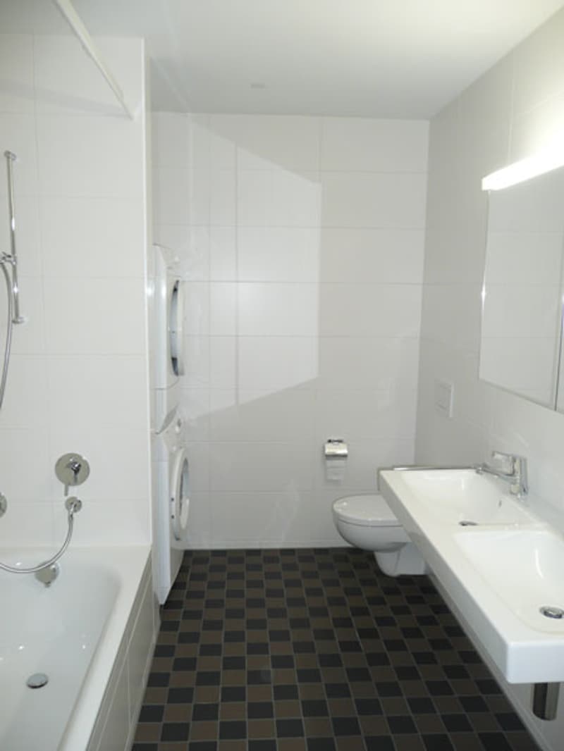 Attraktive Wohnung im pulsierenden Kreis 5 zu vermieten (4)