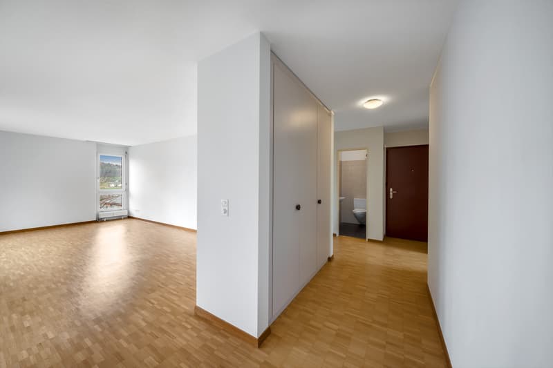 Wunderschöne Wohnung in grüner Umgebung befristet bis am 31.10.2027 (2)