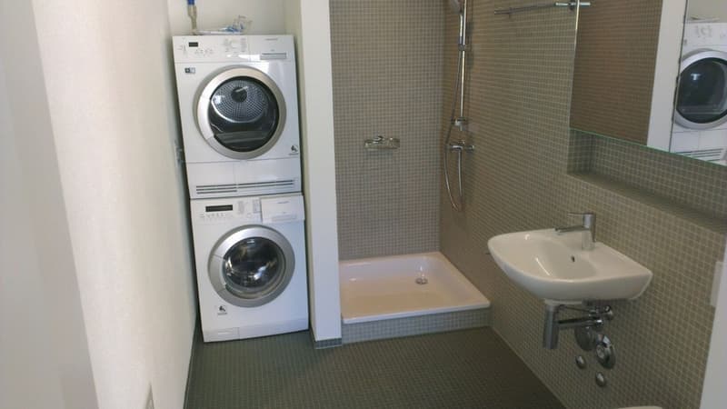 Moderne Wohnung an bester Lage (2)