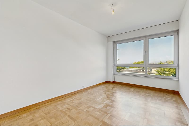 Bel appartement de 3 pièces avec vue sur le lac Léman (7)