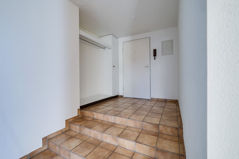 Grosszügige 3.5-Zimmerwohnung (3)