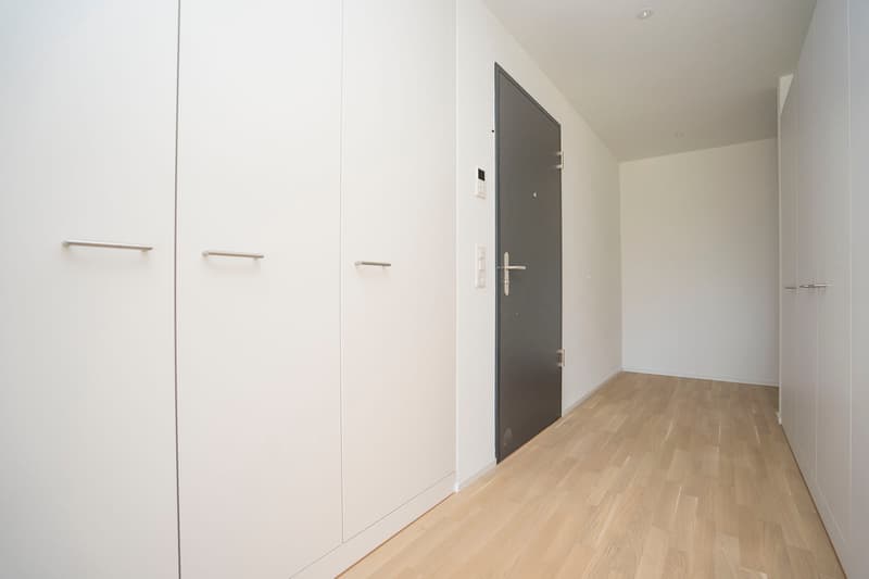 Design trifft Komfort - mit Ankleidezimmer! (7)