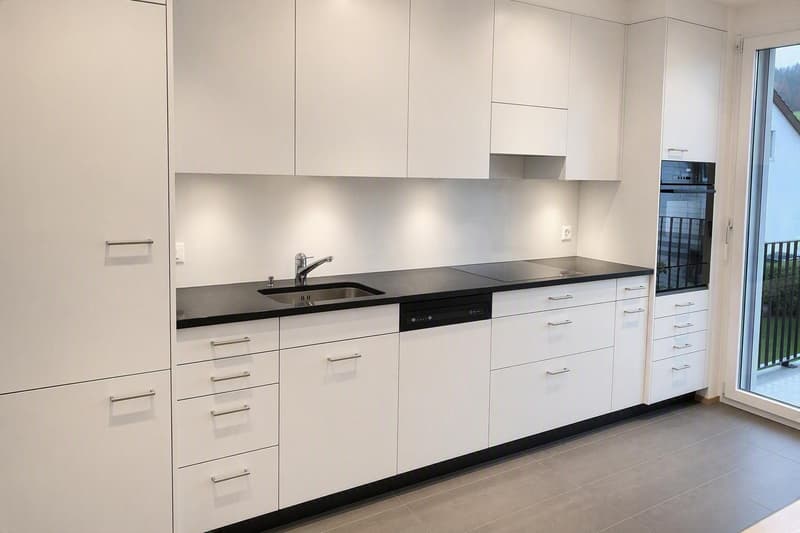 Schöne Singlewohnung zu vermieten (3)