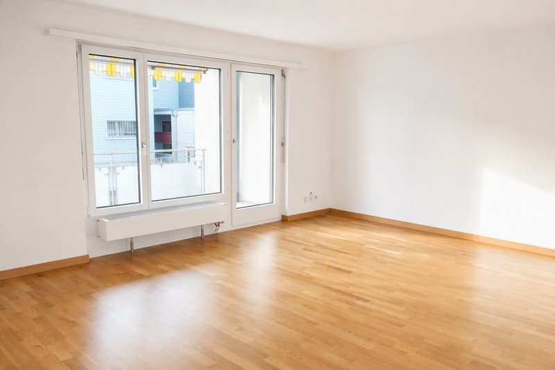 Schöne Singlewohnung zu vermieten (2)
