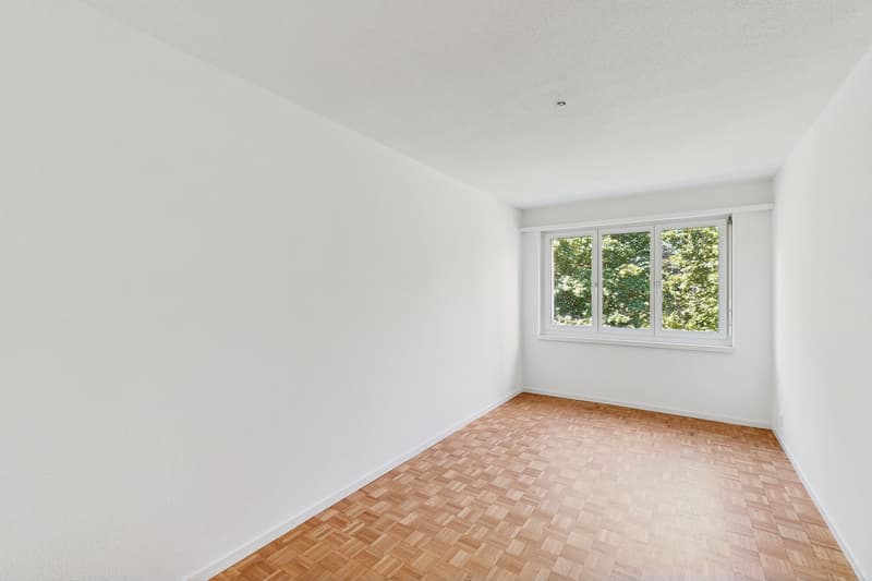 Modern wohnen in Schwerzenbach frisch saniert & bestens angebunden! (7)