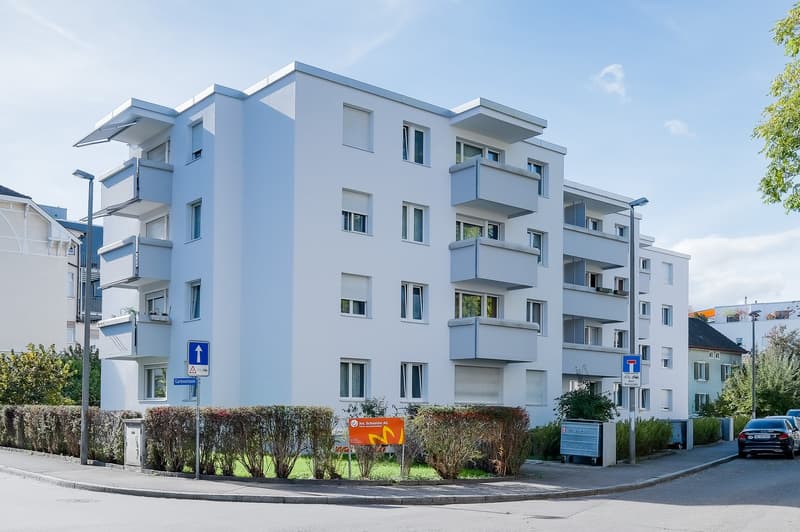 Einstellhallenplatz zu vermieten (1)