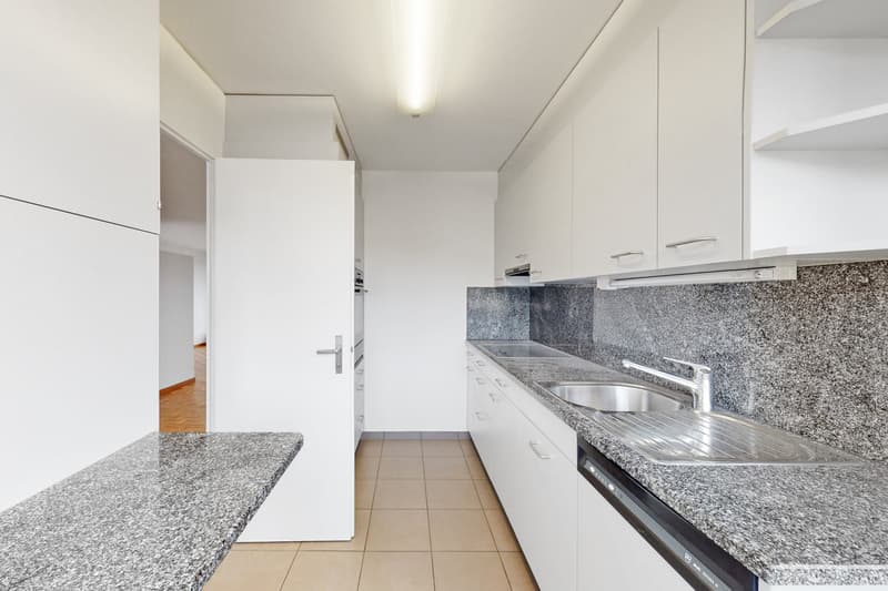 Viel Platz für die ganze Familie  attraktive 4.5-Zimmerwohnung im Loretoquar (3)