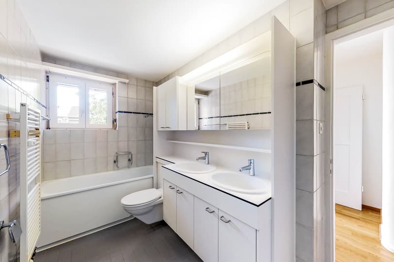 Grosszügige Wohnung an beliebter Lage (12)
