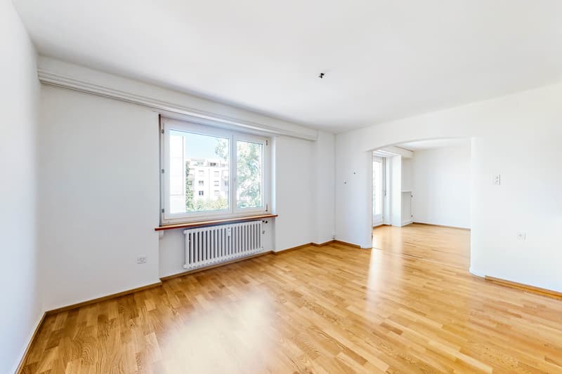 Grosszügige Wohnung an beliebter Lage (8)