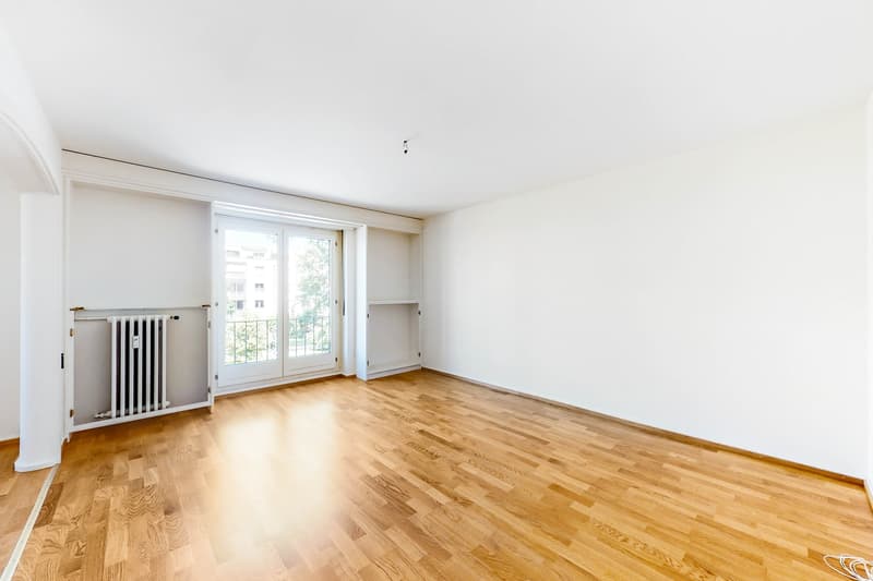 Grosszügige Wohnung an beliebter Lage (7)