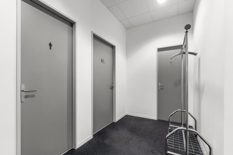 Büro- oder Ladenlokal im Herzen von Pfäffikon SZ (9)