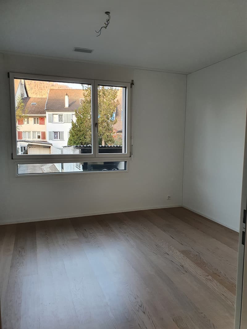 Grosszügig und zentral (9)