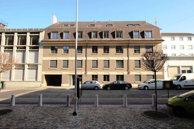 Einstellhallenplatz im Zentrum von Basel zu vermieten! (1)