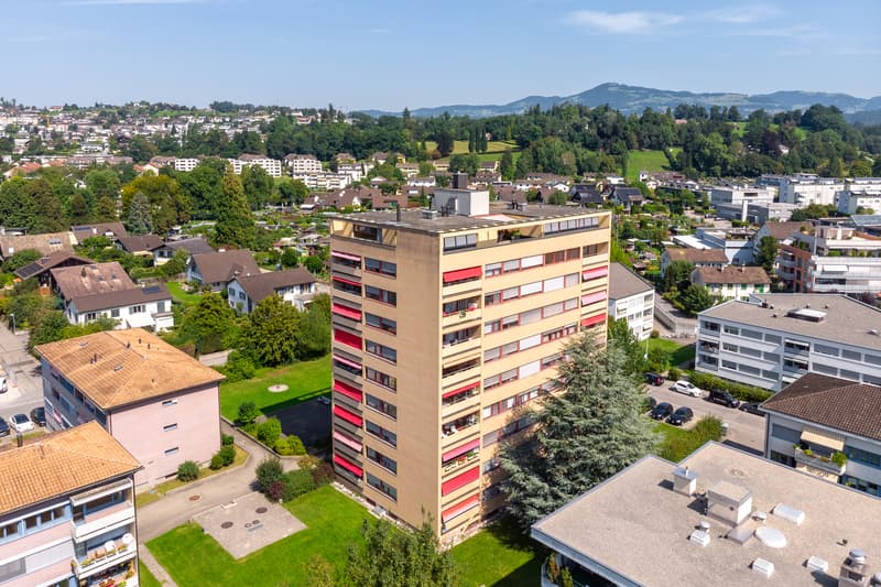 Charmante Wohnung mit hochwertigem Innenausbau (2)