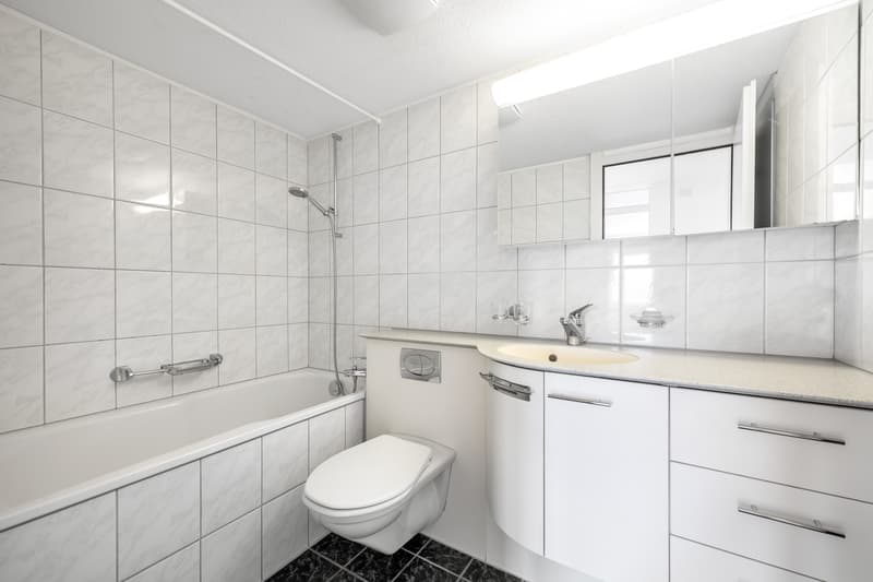 Charmante Wohnung mit hochwertigem Innenausbau (10)