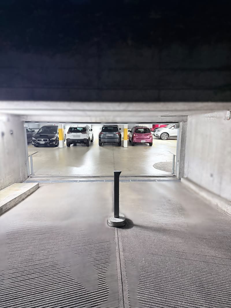 Parkplätze zu vermieten in der Überbauung Zelgli, 8600 Dübendorf (2)