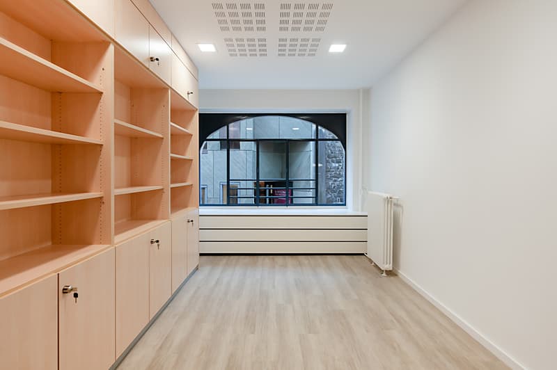 Bureaux lumineux au centre de Genève ! (4)