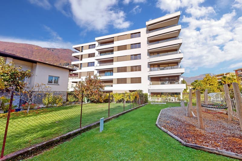 Residenza Morettina: moderno con balcone, cercasi subentrante (11)