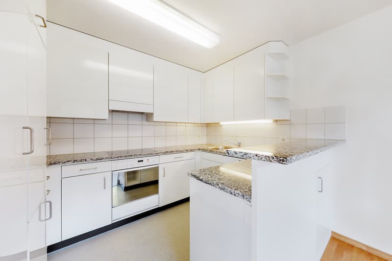 BEFRISTET bis 31.03.2027 - 4.5 Zimmer-Wohnung mit grossartiger Weitsicht (2)