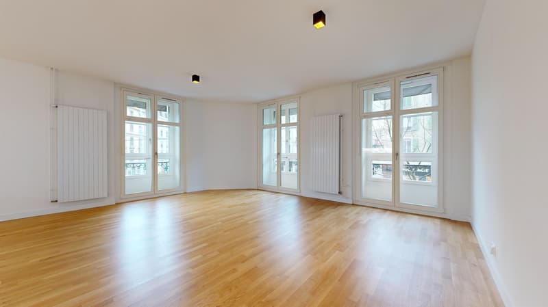 Du cachet pour ce magnifique logement en centre-ville ! (3)