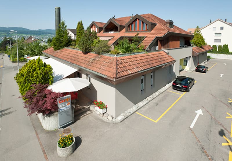 Einstellplatz in Herrliberg zu vermieten! (2)