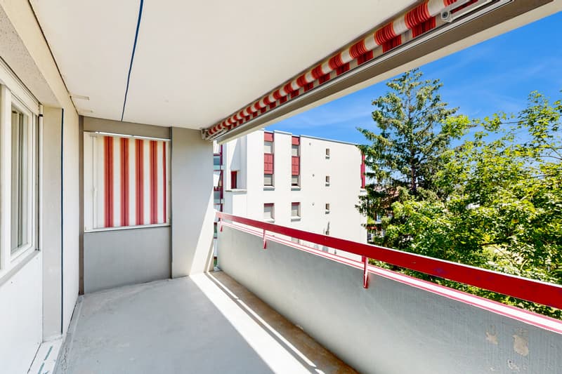 Helle Wohnung in beliebter, ruhiger Lage mit grossem Balkon.... (5)