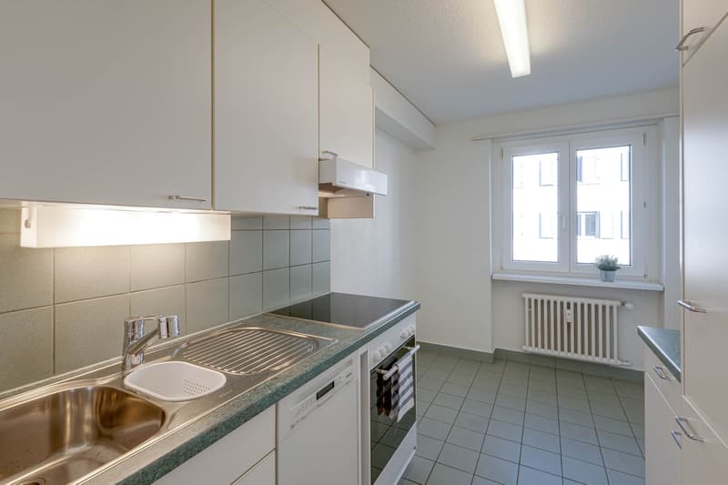 Schöne 3 Zimmerwohnung in gepflegter Liegenschaft (5)