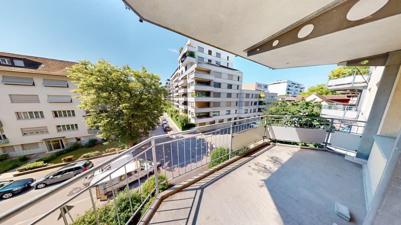 Moderne Stadtwohnung mit grosszügigem Innenhof (6)