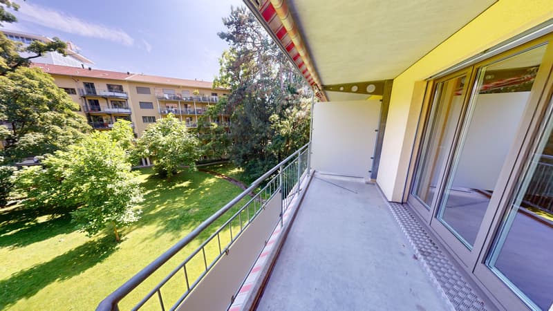 Moderne Stadtwohnung mit grosszügigem Innenhof (10)